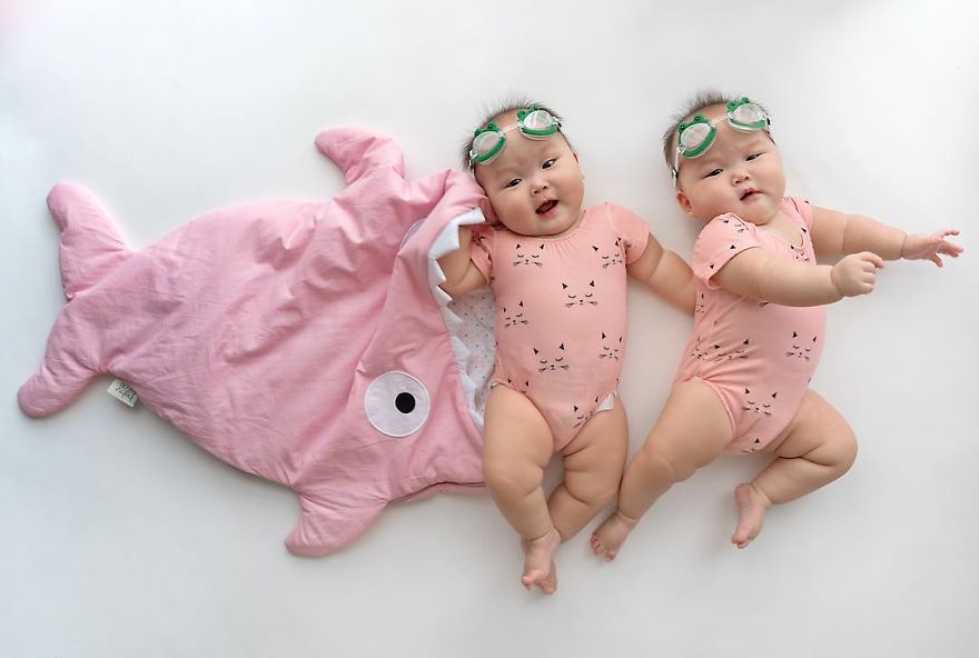 cute twins babies photos