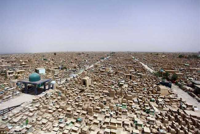 world's biggest graveyard in iraq