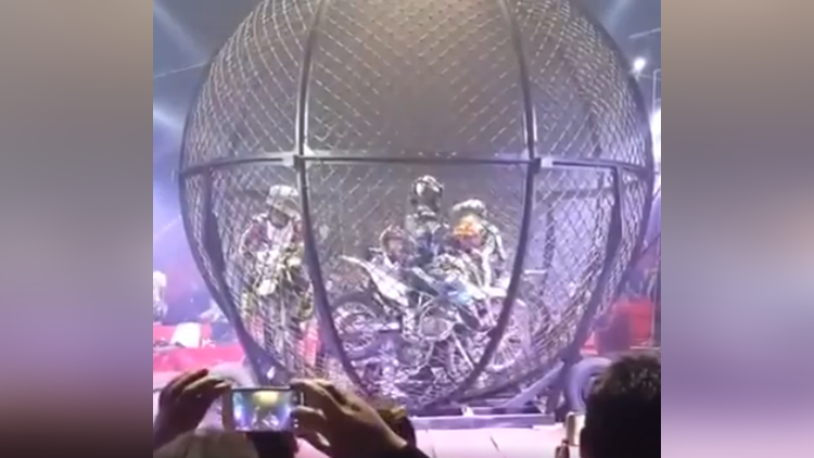 bikers stunt in cage