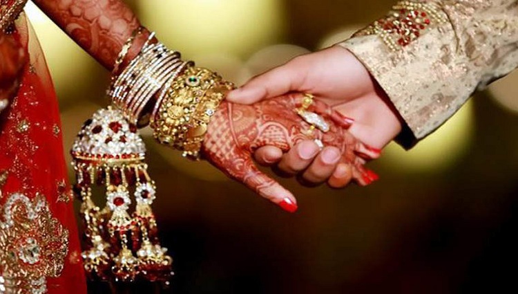 sex toy as marriage gift in gujrati weddings