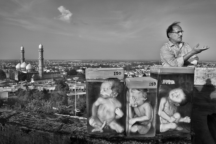 viral pictures of bhopal gas tragedy