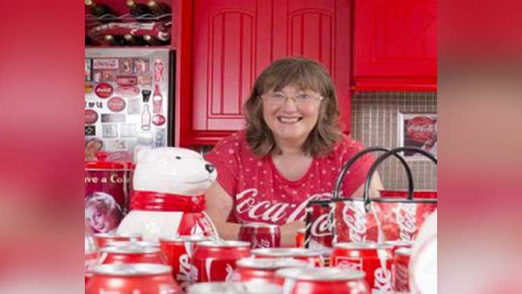 A Woman Loves Coca-Cola Enough To Decorate Her Home In Its Honor