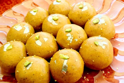 create a delicious peach pies this Diwali