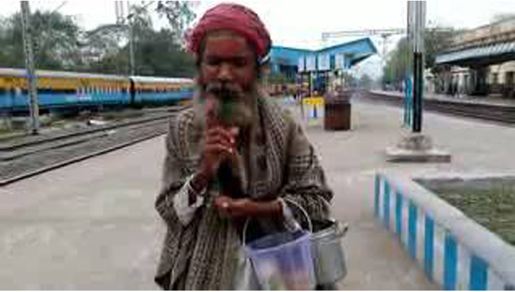 Beggar Knows English Viral Video
