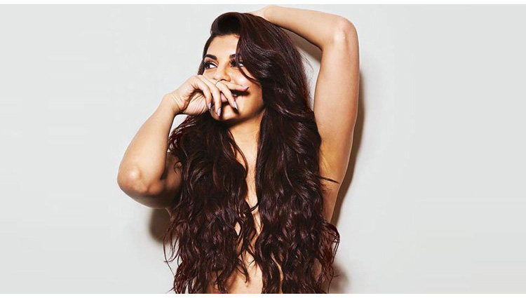 Jacqueline Fernandez goes topless for her latest photoshoot