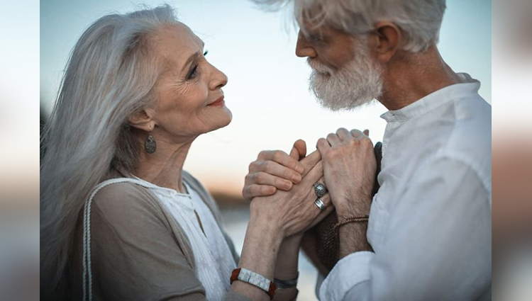 Elderly Couple Beautiful Photos