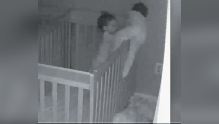 mom captures twins mischief at night