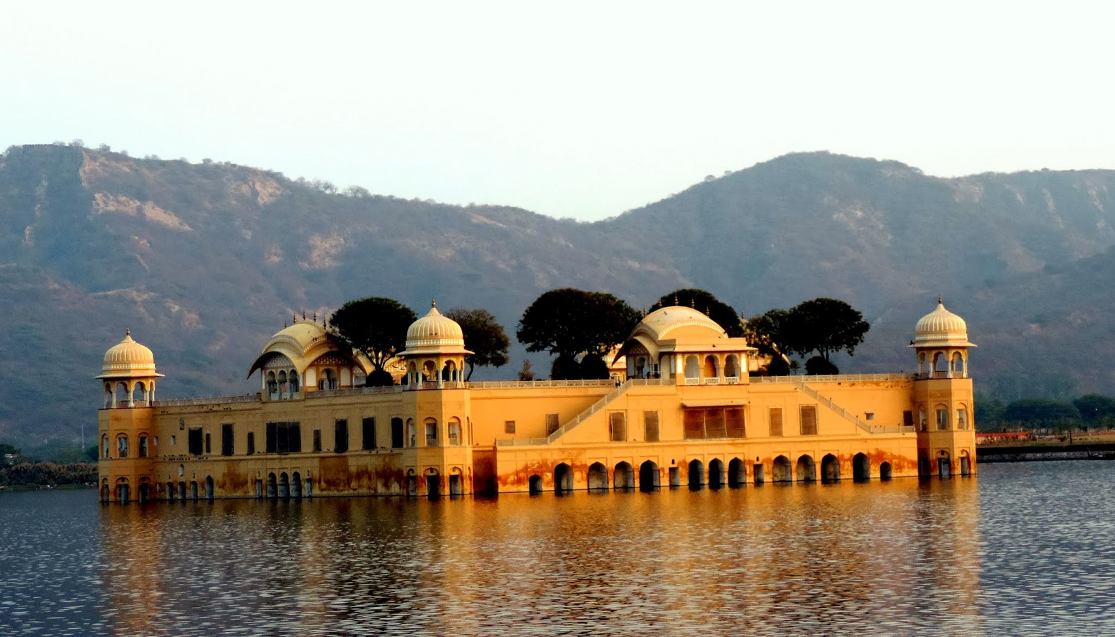 After watching this video you will be forced to leave the Pink City of Jaipur!