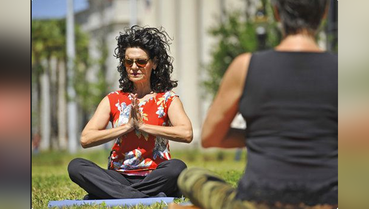 Florida judge teaches yoga at her courthouse Its for their own good