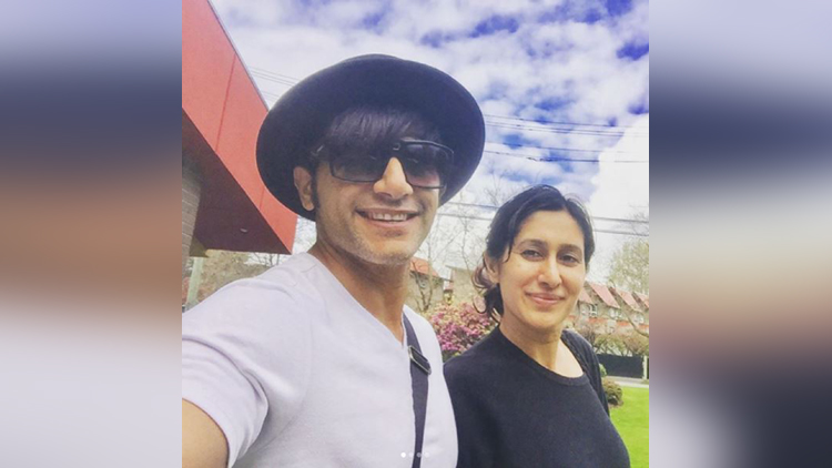 Karanvir Bohra & wife’s first photo shoot with twins baby girls on mothers day