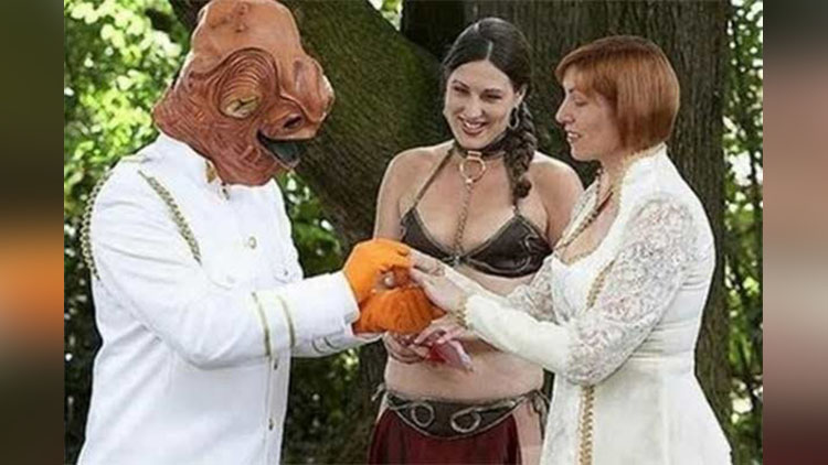 Shocking And Weird Wedding pictures