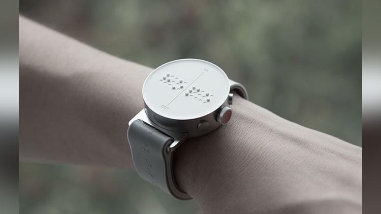 The First Smartwatch for Blind People Receives Braille