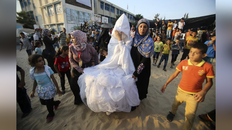 Palestinian bride 