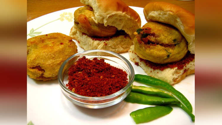 4. Vada-Pav meal