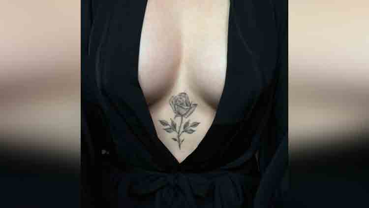 tattoos on women cleavage part 
