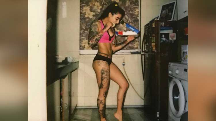 bani j share adorable pic with pizza and miss old days