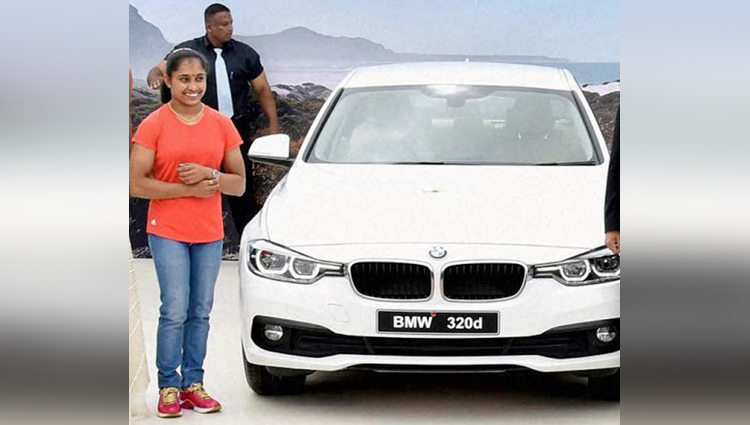 Olympic's Finest Performer Deepa Karmakar Gives Away Her Slaying Gift That Is BMW, Like Seriously? But The Reason Was Valid