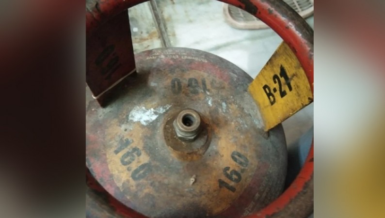 What is the meaning of number on Gas Cylinder