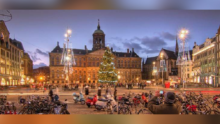 Explore the culture and tradition of Valentine’s Day in the Netherlands