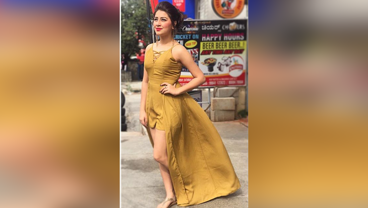 Aditi Bhatia's Hottest Photos viral on social sites