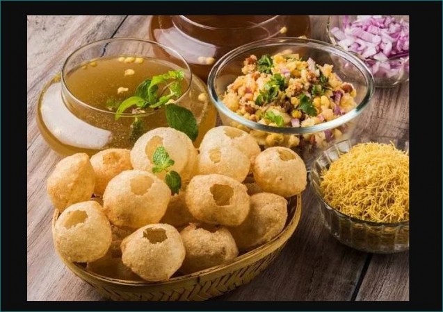Indore's first contactless Panipuri Vending Machine
