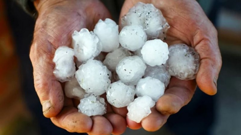 How hailstorm is formed and when do hailstorms occur in India