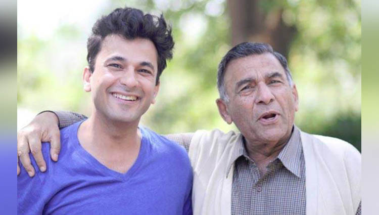 Vikas Khanna Pen Down His Feeling About His Father Will Make You Hug Him Tightly.