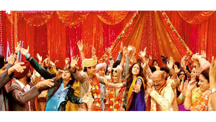 Iconic Bollywood Dance Moves You See In Indian Wedding 