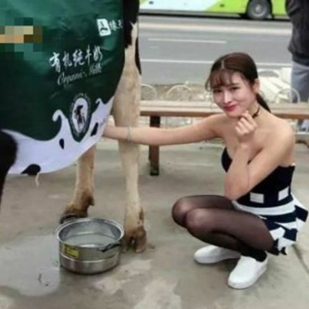 This is the world's most beautiful milk selling girl