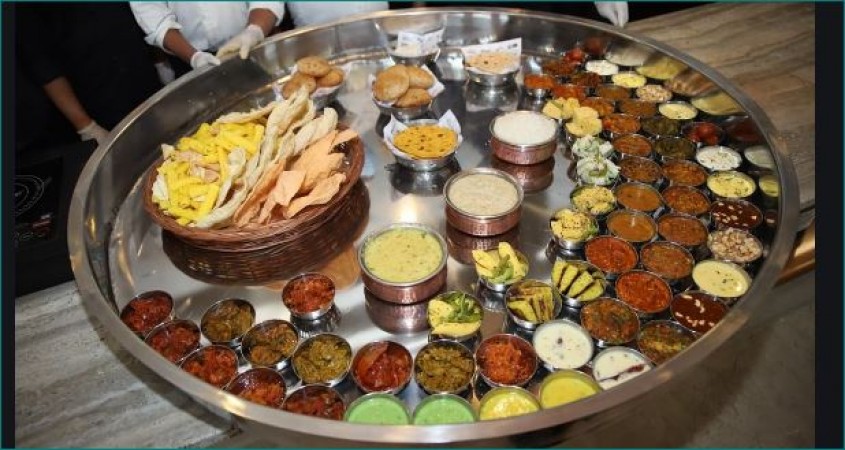 Ahmedabad Restaurant Serves Motera Thali