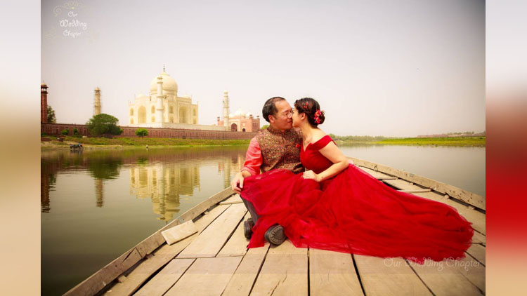 this chinese couple came to india and did photoshoot
