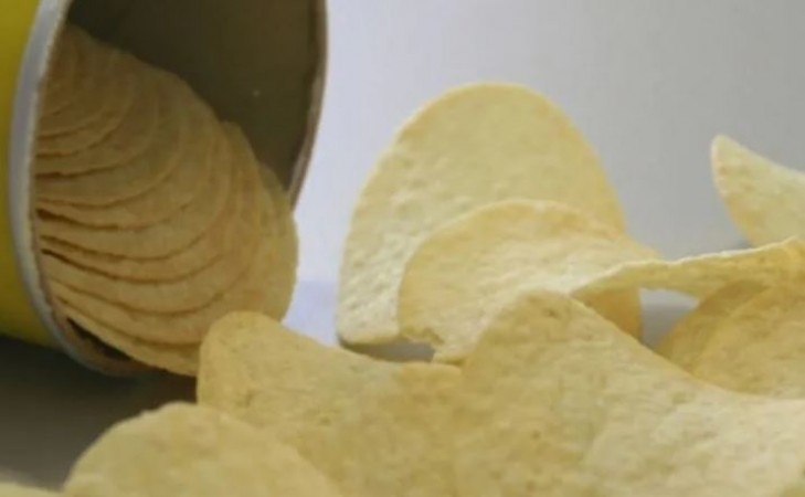 OMG Single piece of Pringles chips on sale for around 2 lakh rupees