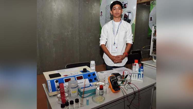 young guy akash manoj has found technique to calculate chances of silent heart attack