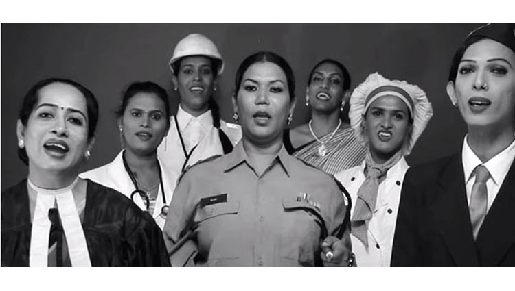 WOW! Hijras To Be Hired As Volunteers For Kolkata Police. This Proves The Law Is Changing For Giving Equal Rights To Hijras