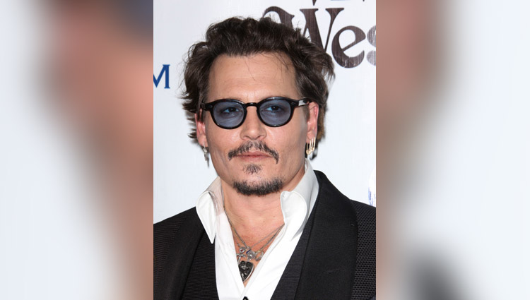 LetтАЩs Peep In The Life Style Of Hollywood Star Johnny Depp