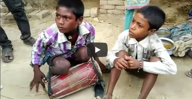 this Street Talent goes viral on Social Media