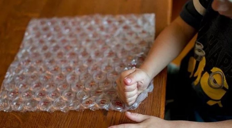 Why Do People Like Bubble Wrap So Much