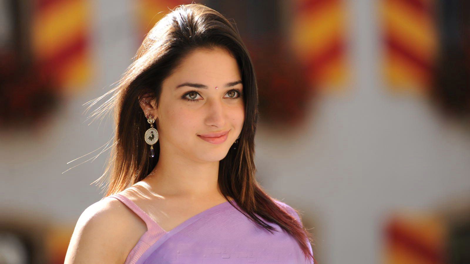 Baahubali heroine Tamanna Bhatia observed some pictures you will not