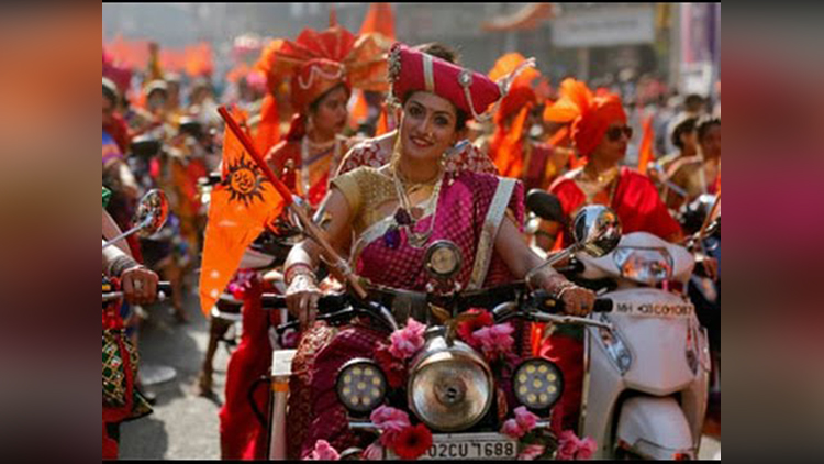 70 Women Draped In Nauvari Sarees And Mounted On Bikes On This Gudi Padwa