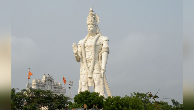 You Should Visit Once These India's 10 Tallest Statues