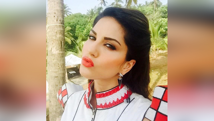 10 Interesting Facts That Will Add More Glamour To Sunny Leone